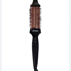 Amika thermal blowout brush